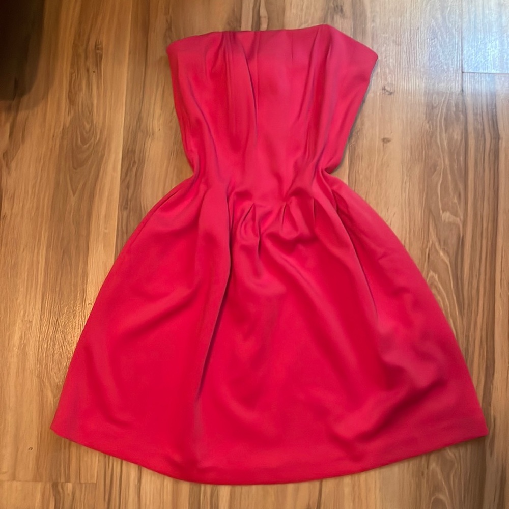 New York & Co. strapless mini dress w/ pockets